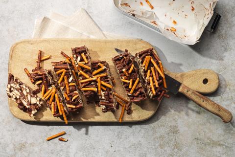 Barres au chocolat et aux sticks salés