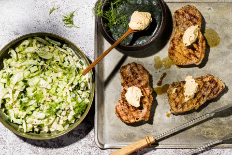 Bistecca di vitello con burro al caffè