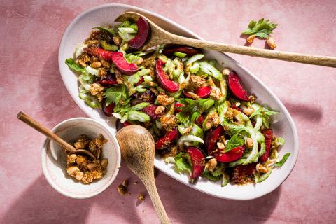 Salade de céleri-branche aux prunes 