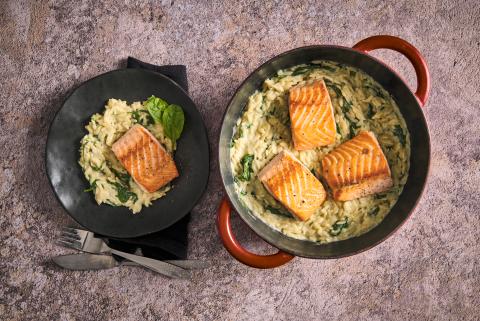 Risoni agli spinaci con salmone