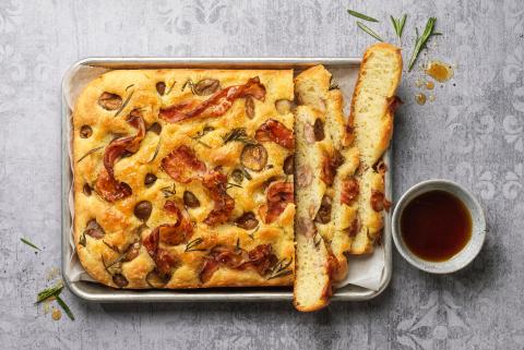 Focaccia di castagne e pancetta