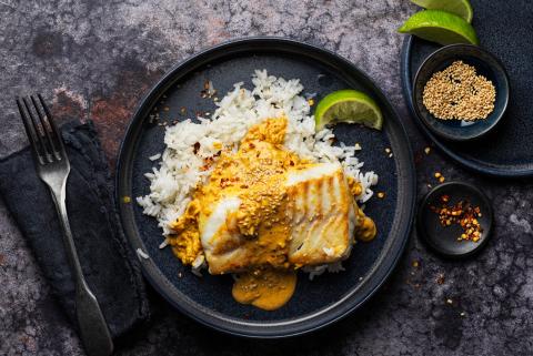Dorschfilet in Kokos-Curry-Chilisauce