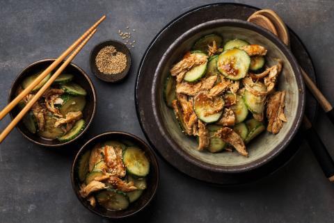 Cucumber and chicken salad with peanut dressing