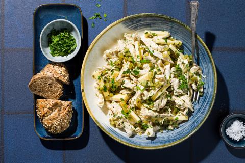 Insalata di pollo e formaggio