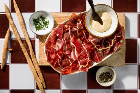 Bündnerfleisch mit Senfsauce