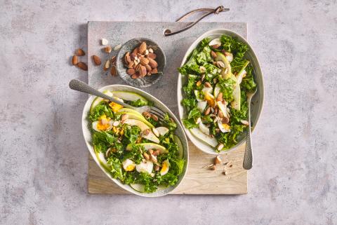 Federkohlsalat mit Ei 