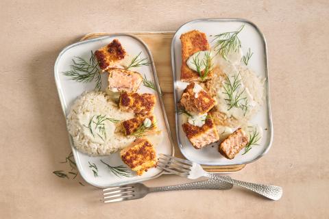 Panierter Lachs mit Dillsauce