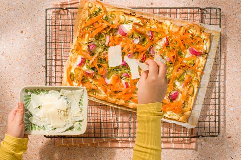 Flammkuchen mit Gemüse