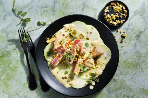 Kohlrabi-Carpaccio mit Thunfisch