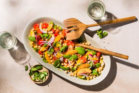 Kichererbsen-Nektarinen-Salat