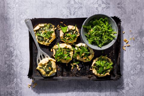 Galettes agli spinaci e all'aglio