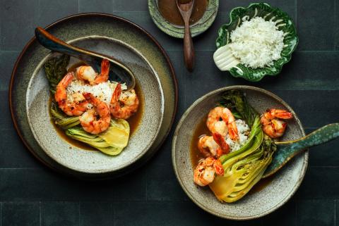 Pak choi con gamberi