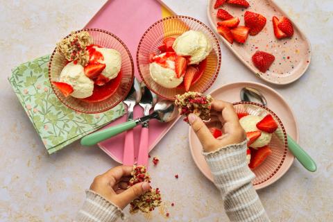 Coupe Romanoff au crumble
