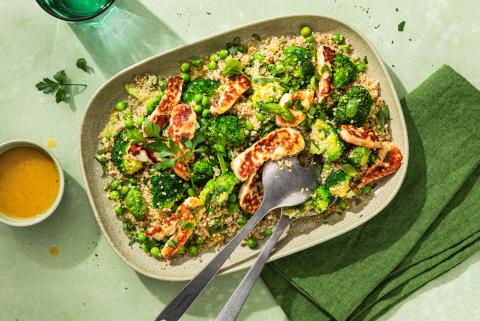 Quinoasalat mit Halloumi
