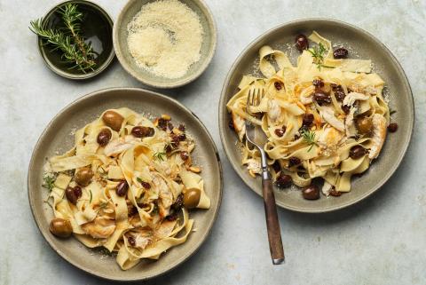 Pasta mit Poulet und Rosmarin