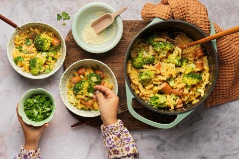 One Pot Pasta mit Würstli 