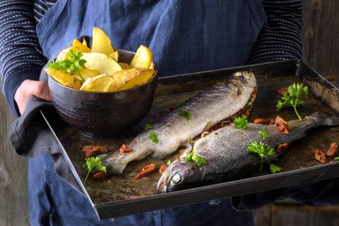 Mediterranean trout with potatoes