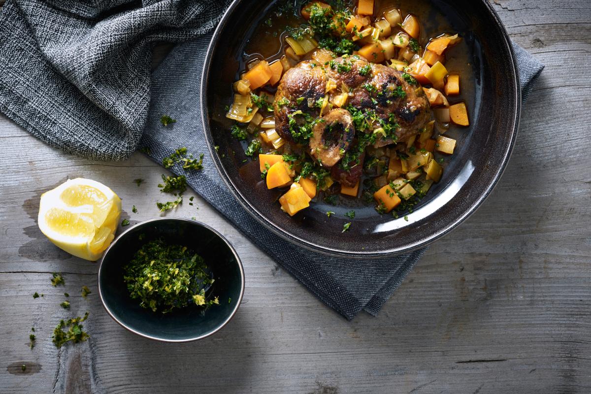 Ossobuco with winter ratatouille - Recipes | fooby.ch