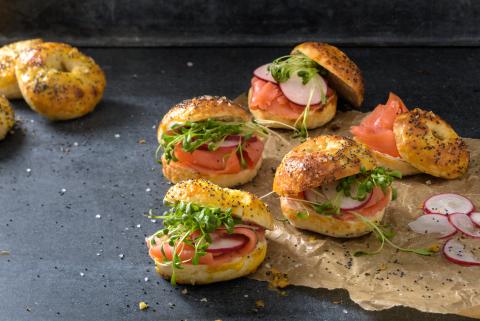 Bagels with salmon