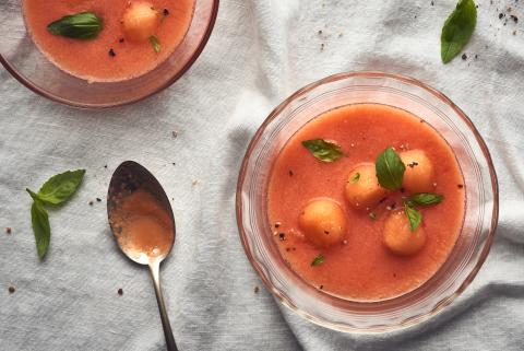 Zuppa fredda di pomodoro e melone