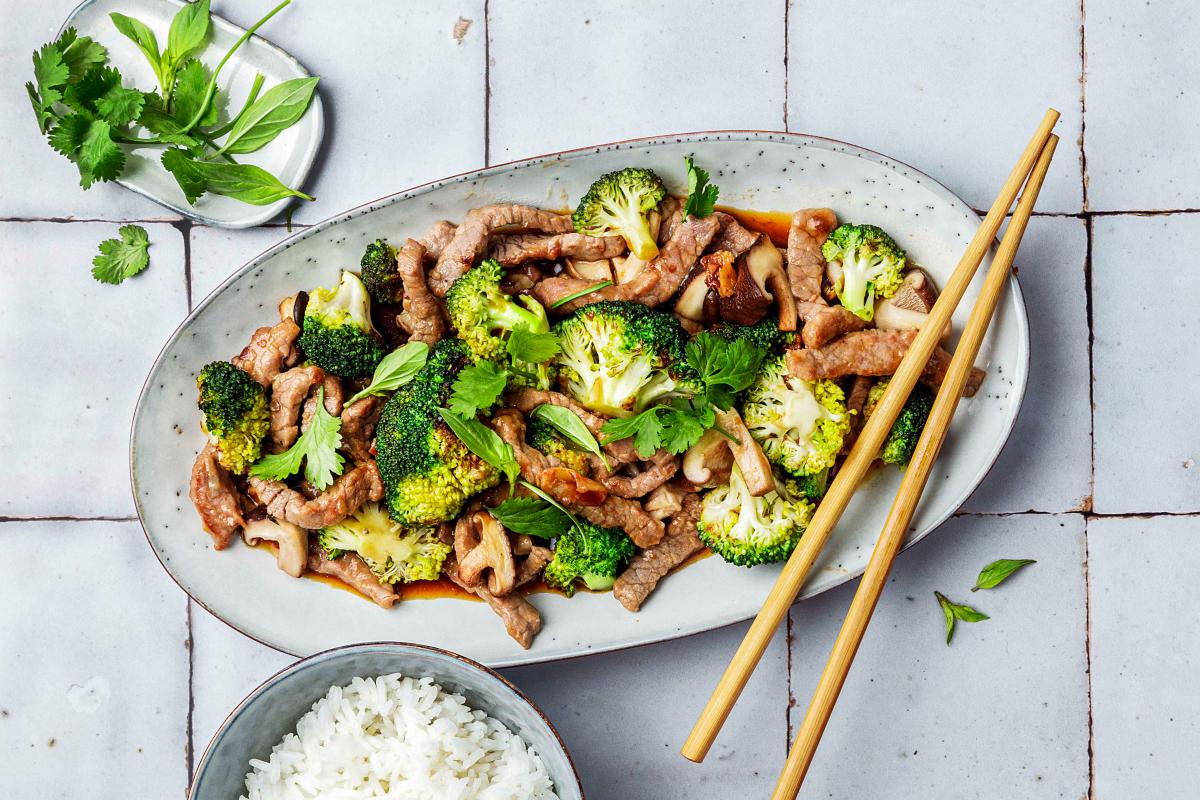 Rindfleisch mit Broccoli und Pilzen - Rezepte | fooby.ch