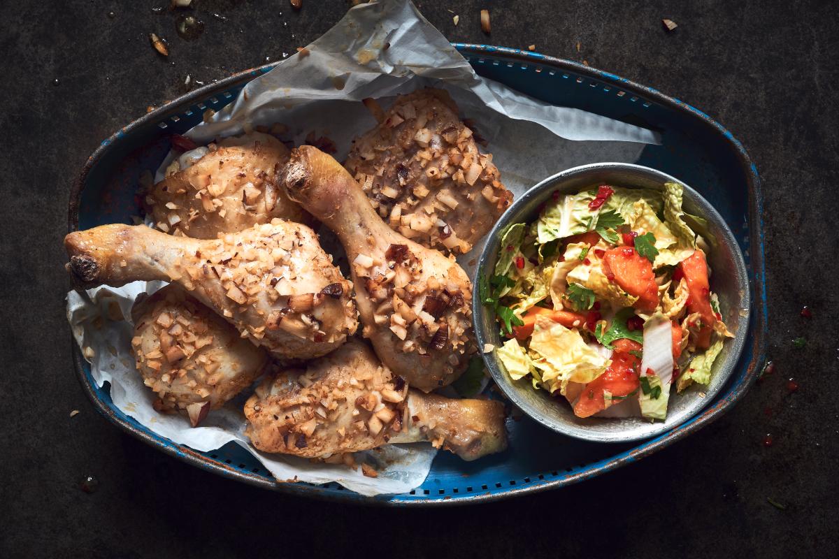 Chicken with a coconut crust and papaya salad - Recipes | fooby.ch