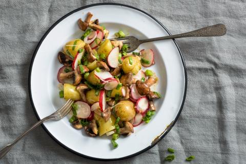 Salade de pommes de terre aux champignons de Paris