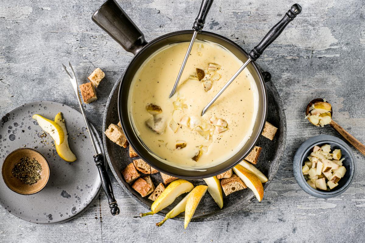 Western Switzerland fondue - Recipes | fooby.ch