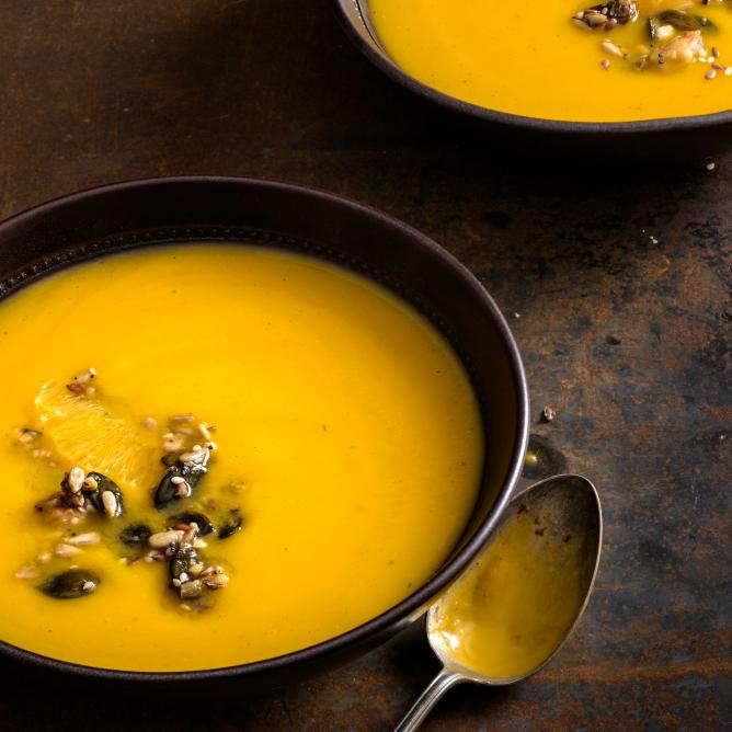 Pumpkin soup with orange and spicy seeds Video
