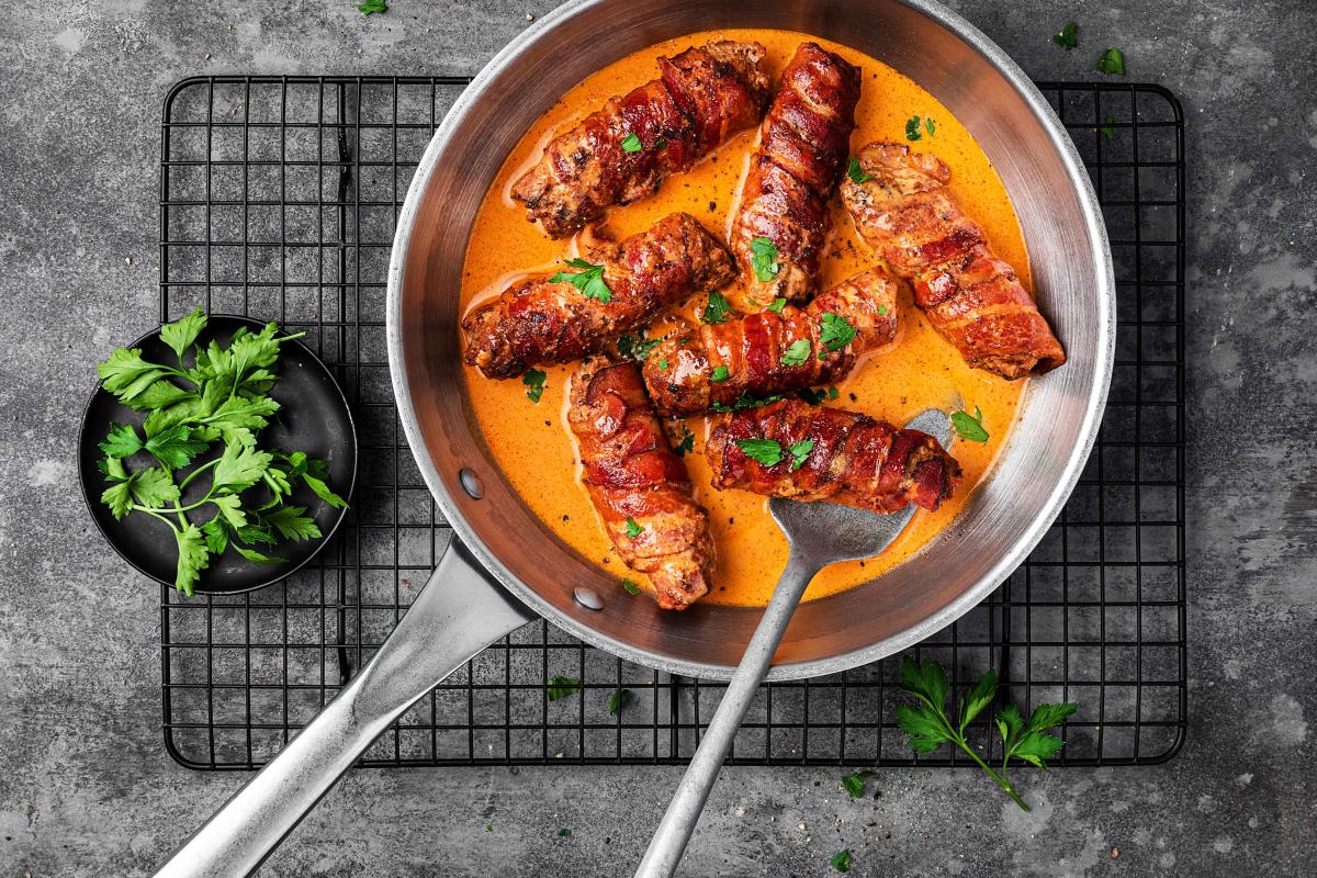 Bacon-wrapped minced beef rolls - Recipes | fooby.ch
