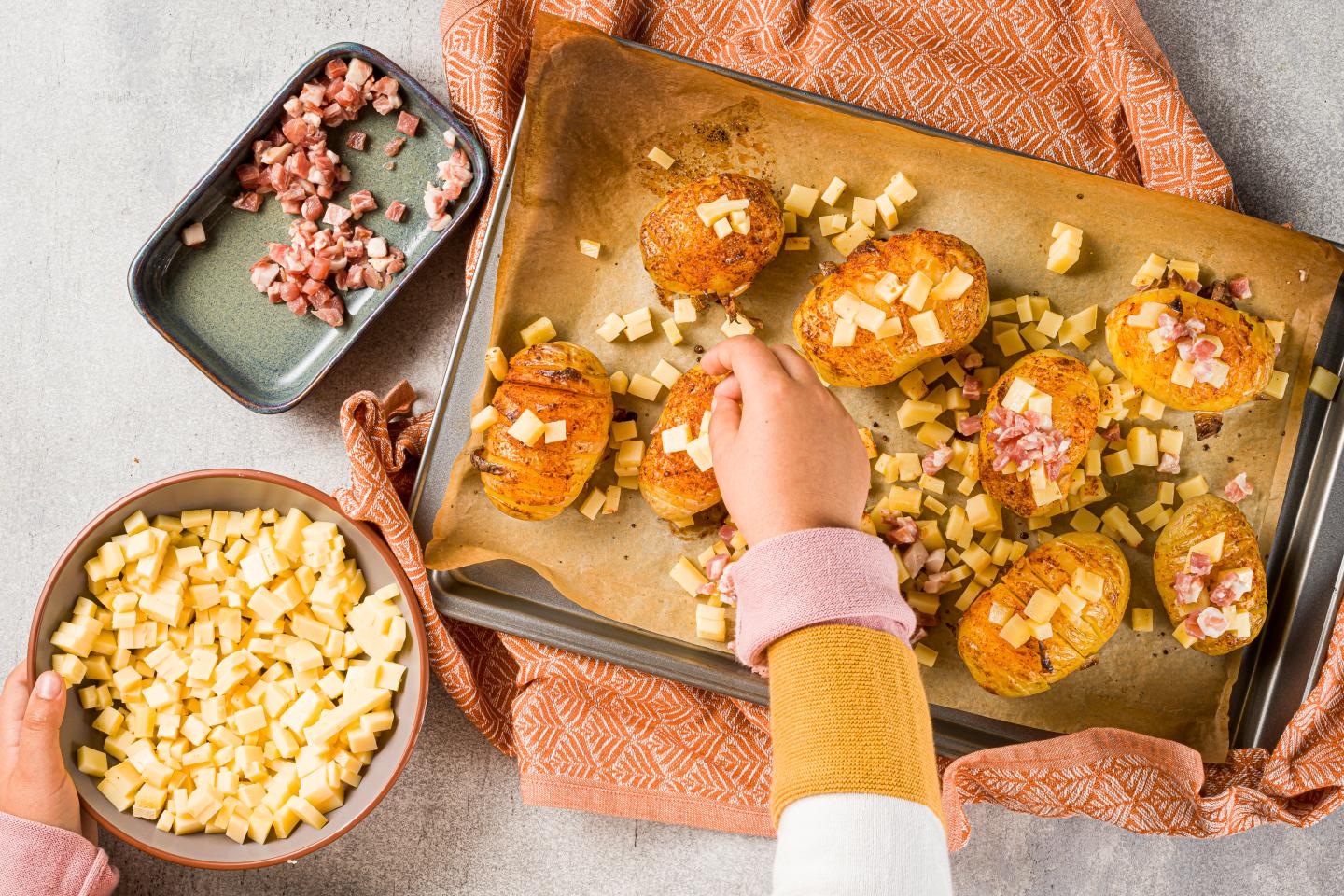 Pommes de terre à la suédoise au fromage à raclette - Les folies