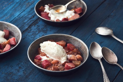 Frozen yogurt al rabarbaro