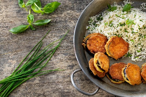 Auberginen-Piccata mit Kräuterreis