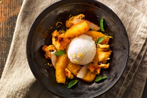 Ananas baby glassato con caramello al rum