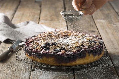 Glutenfreier Kirschen-Streuselkuchen
