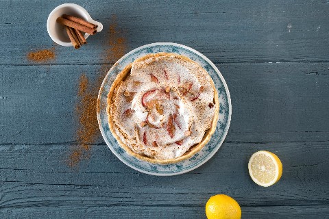 Tarte aux pommes à la cannelle meringuée
