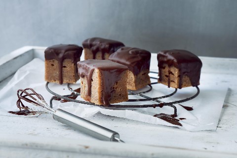 Chocolate & gingerbread squares