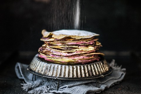 Torta di crêpes ai lamponi e alla nutella