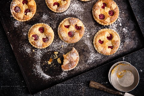 Raspberry frangipane tarts