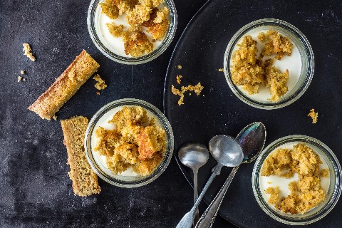 Rüeblichueche mit Ingwer-Panna cotta