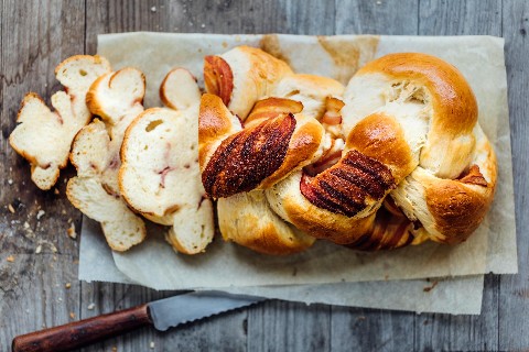 Bacon bread twist