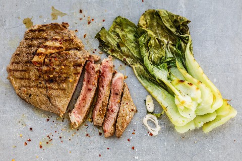 Bœuf à la coréenne et pakchoï
