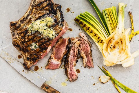 Clubsteak mit Grillgemüse