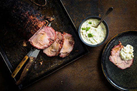 Tessinerbraten mit Apfel-Senf-Sauce
