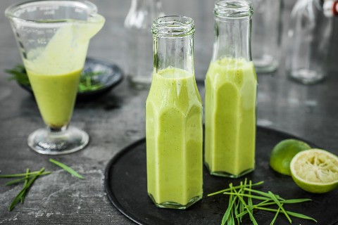 Wheatgrass lassi