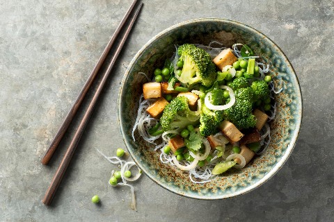 Salade de vermicelles aux brocolis