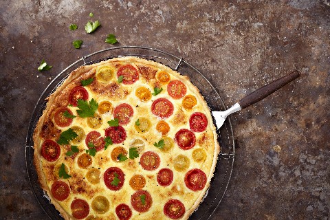 Crostata al formaggio con pomodori
