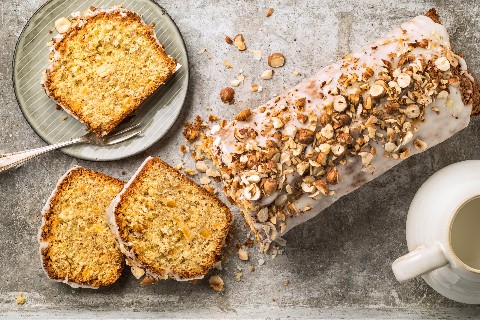Cake all'arancia e nocciole