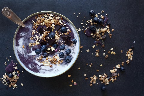 Blaubeer-Kokos-Smoothiebowl