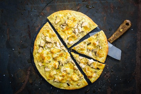 Pizza bianca ai funghi